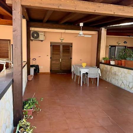 Apartment La Dimora Delle Begonie Cefalu