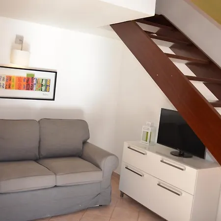 La Dimora Delle Begonie Cefalù