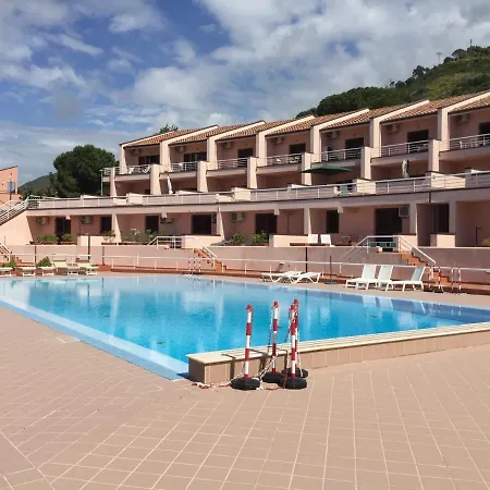 La Dimora Delle Begonie Cefalù