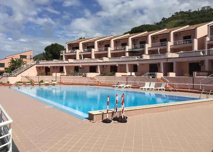 La Dimora Delle Begonie تْشيفالو